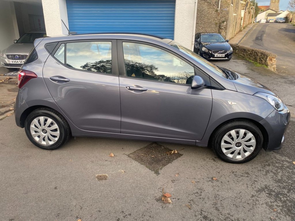 USED 2017 67 HYUNDAI I10 1.2 SE Hatchback 5dr Petrol Manual Euro 6 (87 ps) DAB AND BLUETOOTH