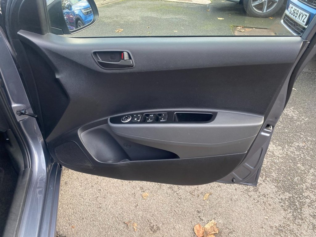 USED 2017 67 HYUNDAI I10 1.2 SE Hatchback 5dr Petrol Manual Euro 6 (87 ps) DAB AND BLUETOOTH