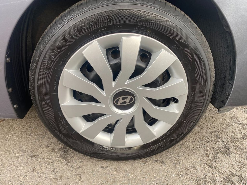USED 2017 67 HYUNDAI I10 1.2 SE Hatchback 5dr Petrol Manual Euro 6 (87 ps) DAB AND BLUETOOTH