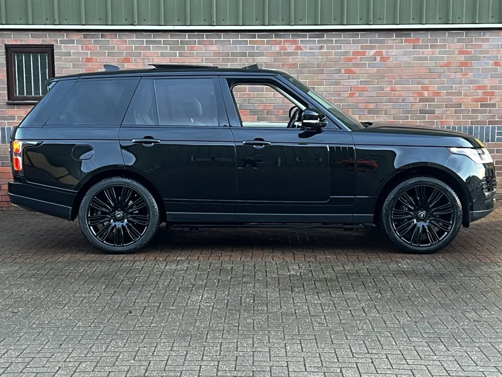 USED 2018 68 LAND ROVER RANGE ROVER 4.4 SD V8 Autobiography SUV 5dr Diesel Auto 4WD Euro 6 (s/s) (339 ps) 2 YR WARRANTY|STUNNING HISTORY