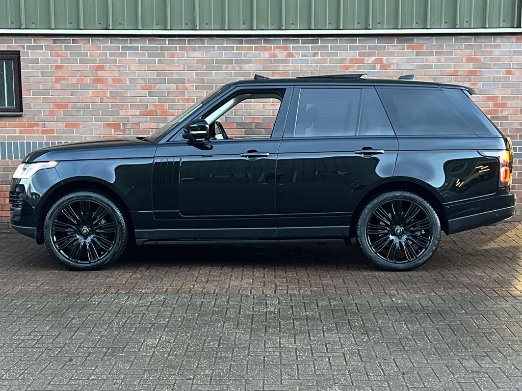 USED 2018 68 LAND ROVER RANGE ROVER 4.4 SD V8 Autobiography SUV 5dr Diesel Auto 4WD Euro 6 (s/s) (339 ps) 2 YR WARRANTY|STUNNING HISTORY
