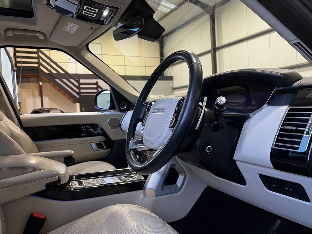 USED 2018 68 LAND ROVER RANGE ROVER 4.4 SD V8 Autobiography SUV 5dr Diesel Auto 4WD Euro 6 (s/s) (339 ps) 2 YR WARRANTY|STUNNING HISTORY