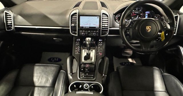 View our PORSCHE CAYENNE