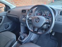 USED 2014 64 VOLKSWAGEN POLO 1.2 TSI BlueMotion Tech SE Hatchback 5dr Petrol Manual Euro 6 (s/s) (90 ps) LOW MILES - FULL MOT