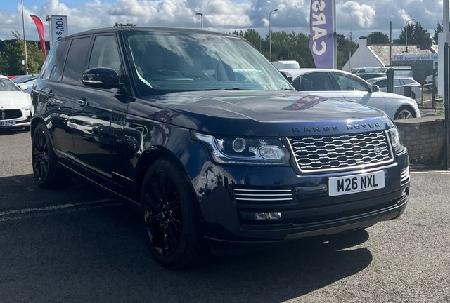 View our Land Rover Range Rover 3.0 TD V6 Vogue SE SUV 5dr Diesel Auto 4WD Euro 6 (s/s) (258 ps)