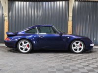 USED 1994 L PORSCHE 911 993 Carrera 2d  285 BHP ELECTRIC SUNROOF - SPORTS SEATS - ELECTRIC WINDOWS - AIRBAGS - 18 INCH TURBO WHEELS - 17 SERVICE STAMPS - AMAZING CONDITION