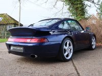 USED 1994 L PORSCHE 911 993 Carrera 2d  285 BHP ELECTRIC SUNROOF - SPORTS SEATS - ELECTRIC WINDOWS - AIRBAGS - 18 INCH TURBO WHEELS - 17 SERVICE STAMPS - AMAZING CONDITION