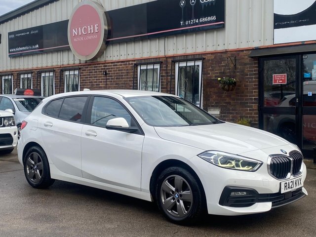 2021 BMW 1 SERIES - Photo 6