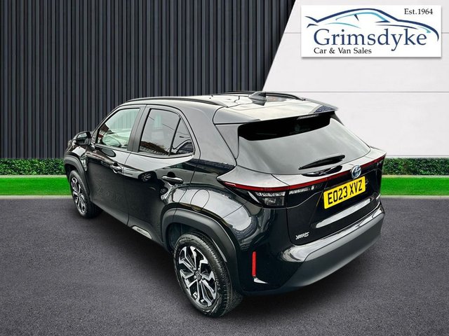 View our TOYOTA YARIS CROSS