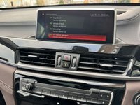 USED 2020 20 BMW X1 2.0 18d xLine SUV 5dr Diesel Auto sDrive Euro 6 (s/s) (150 ps) MINERAL WHITE / MOCHA DAKOTA
