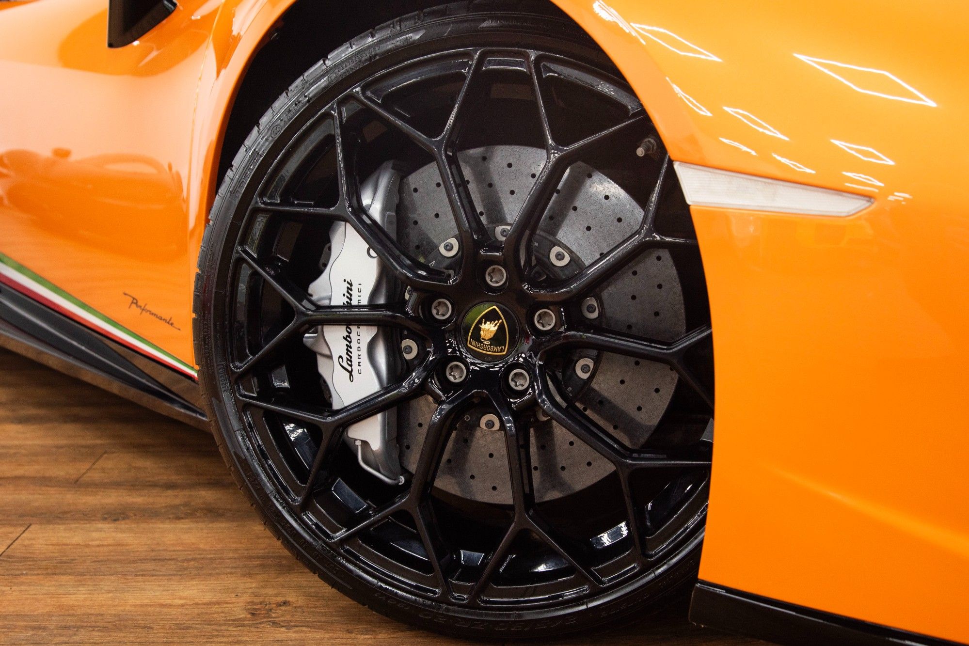 USED 2017 67 LAMBORGHINI HURACAN 5.2 V10 LP 640-4 Performante Coupe