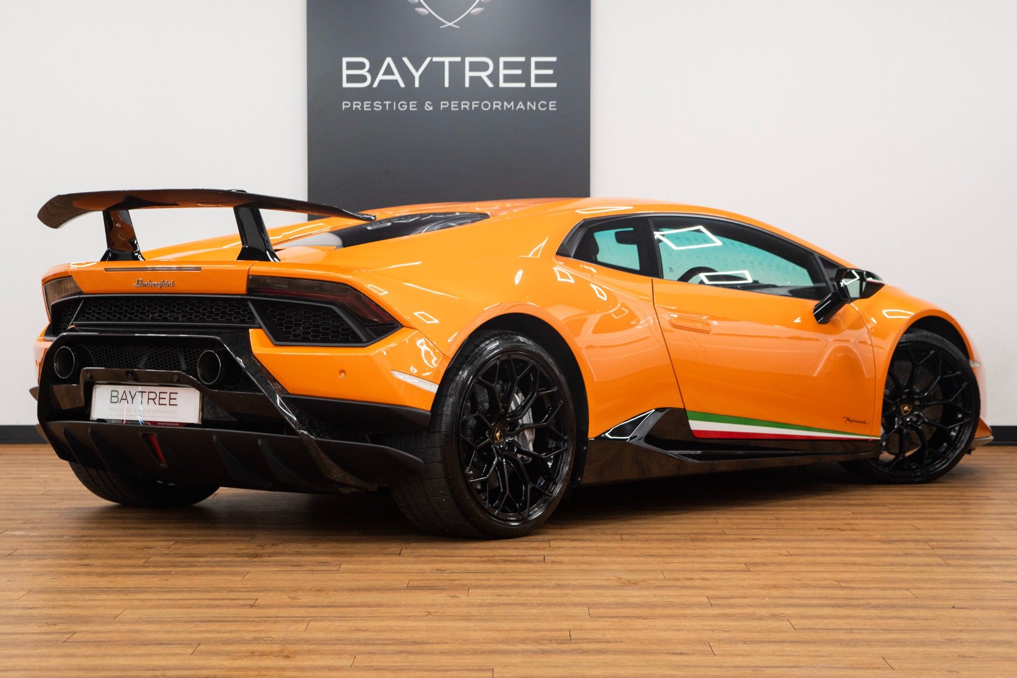 USED 2017 67 LAMBORGHINI HURACAN 5.2 V10 LP 640-4 Performante Coupe