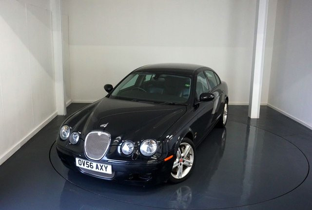 2006 56 Jaguar S-Type 4.2 V8 R Saloon-Superb Example-18 Inch Alloy Wheels with Matching Goodyear Tyres-Heated Black Leather Upholstery-Alpine Sound-Cruise Control-Mfsw-Dual Climate Control-Bluetooth-Reverse Camera-Satnav 