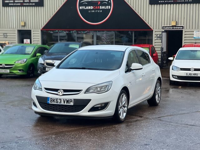 2013 63 Vauxhall Astra 1.4T 16v SRi Hatchback 5dr Petrol Manual Euro 5 (140 ps)
