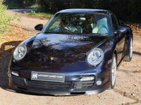 USED 2010 10 PORSCHE 911 3.8 997 Turbo Coupe 2dr Petrol PDK AWD (268 g/km, 500 bhp) FULL PORSCHE HISTORY WITH PORSCHE WARRANTY - SUNROOF - HEATED MEMORY SEATS - PASM - NAVIGATION - CENTERLOCK WHEELS - CARBON INTERIOR - BOSE STEREO