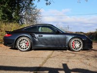 USED 2010 10 PORSCHE 911 3.8 997 Turbo Coupe 2dr Petrol PDK AWD (268 g/km, 500 bhp) FULL PORSCHE HISTORY WITH PORSCHE WARRANTY - SUNROOF - HEATED MEMORY SEATS - PASM - NAVIGATION - CENTERLOCK WHEELS - CARBON INTERIOR - BOSE STEREO