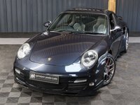 USED 2010 10 PORSCHE 911 3.8 997 Turbo Coupe 2dr Petrol PDK AWD (268 g/km, 500 bhp) FULL PORSCHE HISTORY WITH PORSCHE WARRANTY - SUNROOF - HEATED MEMORY SEATS - PASM - NAVIGATION - CENTERLOCK WHEELS - CARBON INTERIOR - BOSE STEREO