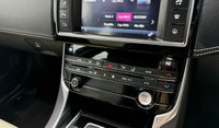 USED 2015 65 JAGUAR XE 2.0d R-Sport Saloon 4dr Diesel Auto Euro 6 (s/s) (180 ps) 