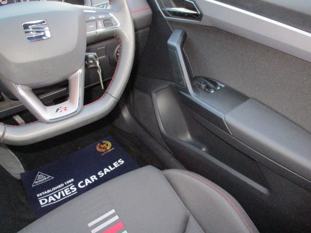 2020 SEAT IBIZA 1.0 TSI FR Hatchback 5dr Petrol Manual Euro 6 (s/s) GPF (115 ps) 6 MONTHS WARRANTY ,FULL SERVICE HISTORY ,2 KEYS ,LOVELY SPEC ,VIEWING ESSENTIAL , - Photo 10