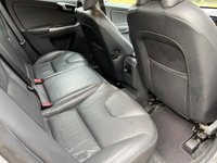 USED 2013 63 VOLVO XC60 2.4 D4 SE Lux Nav SUV 5dr Diesel Geartronic AWD Euro 5 (163 ps) 