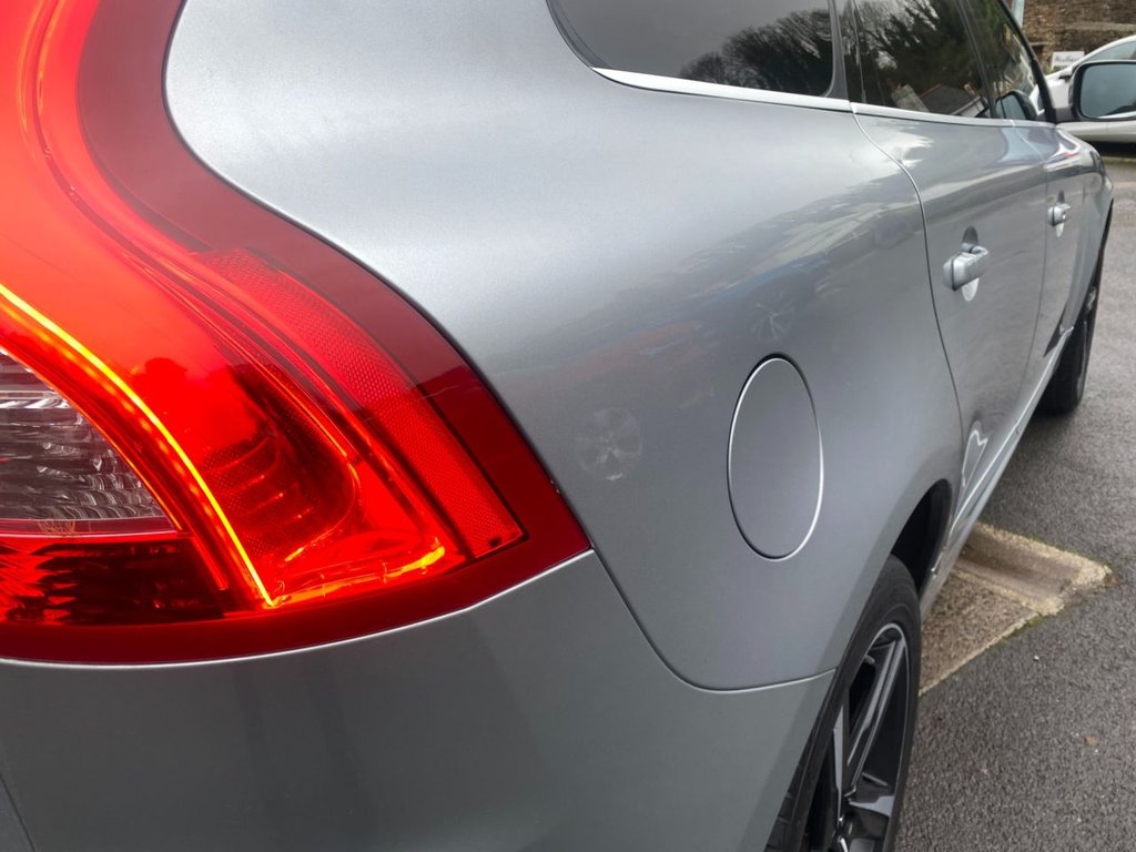 USED 2014 64 VOLVO XC60 2.4 D5 R-Design Lux Nav SUV 5dr Diesel Geartronic AWD Euro 5 (215 ps) R DESIGN HIGH SPECIFICATION