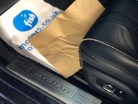 USED 2017 67 JAGUAR XJ 3.0d V6 Premium Luxury Saloon 4dr Diesel Auto Euro 6 (s/s) (300 ps)+FSH+2 KEYS+FULL LEATHER+NAVIGATION+PANORAMIC SUNROOF+ 2 KEYS+FSH+PANORAMIC SUNROOF+FULL LEATHER HEATED SEATS+BLUETOOTH+MEDIA+20" ALLOYS+PRIVACY+NAVIGATION+REVERSE CAMERA+PARKING AID+CLIMATE+CRUISE+HPI CLEAR