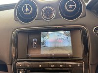 USED 2017 67 JAGUAR XJ 3.0d V6 Premium Luxury Saloon 4dr Diesel Auto Euro 6 (s/s) (300 ps)+FSH+2 KEYS+FULL LEATHER+NAVIGATION+PANORAMIC SUNROOF+ 2 KEYS+FSH+PANORAMIC SUNROOF+FULL LEATHER HEATED SEATS+BLUETOOTH+MEDIA+20" ALLOYS+PRIVACY+NAVIGATION+REVERSE CAMERA+PARKING AID+CLIMATE+CRUISE+HPI CLEAR