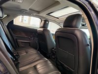 USED 2017 67 JAGUAR XJ 3.0d V6 Premium Luxury Saloon 4dr Diesel Auto Euro 6 (s/s) (300 ps)+FSH+2 KEYS+FULL LEATHER+NAVIGATION+PANORAMIC SUNROOF+ 2 KEYS+FSH+PANORAMIC SUNROOF+FULL LEATHER HEATED SEATS+BLUETOOTH+MEDIA+20" ALLOYS+PRIVACY+NAVIGATION+REVERSE CAMERA+PARKING AID+CLIMATE+CRUISE+HPI CLEAR