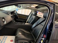 USED 2017 67 JAGUAR XJ 3.0d V6 Premium Luxury Saloon 4dr Diesel Auto Euro 6 (s/s) (300 ps)+FSH+2 KEYS+FULL LEATHER+NAVIGATION+PANORAMIC SUNROOF+ 2 KEYS+FSH+PANORAMIC SUNROOF+FULL LEATHER HEATED SEATS+BLUETOOTH+MEDIA+20" ALLOYS+PRIVACY+NAVIGATION+REVERSE CAMERA+PARKING AID+CLIMATE+CRUISE+HPI CLEAR