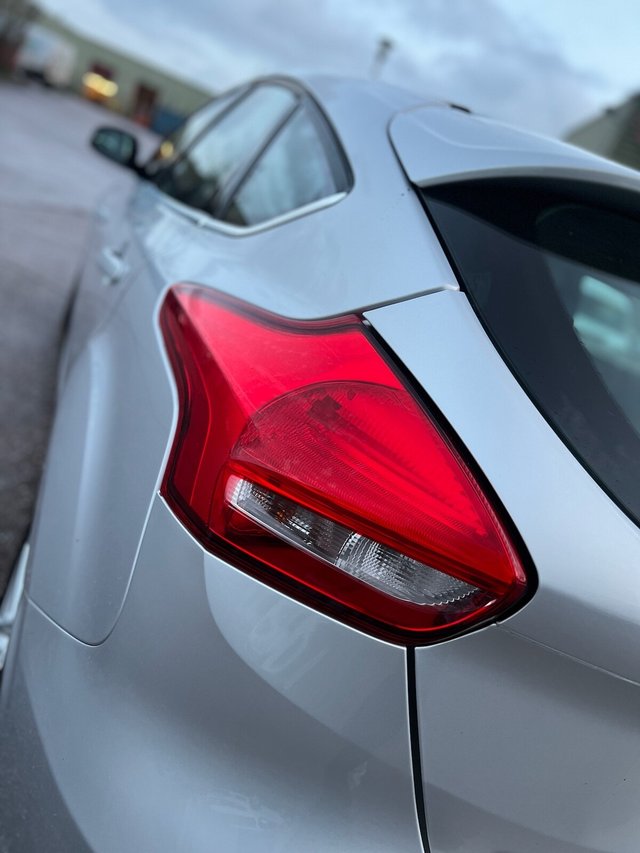 View our FORD FOCUS