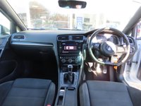 USED 2017 67 VOLKSWAGEN GOLF 2.0 TSI R Hatchback 3dr Petrol Manual 4Motion Euro 6 (s/s) (310 ps) 