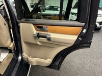 USED 2013 13 LAND ROVER DISCOVERY 4 3.0 SD V6 HSE SUV 5dr Diesel Auto 4WD Euro 5 (255 bhp) UK DELIVERY FLAT FEE &pound;175 (SUBJECT TO DEAL) *OVER 100 IMAGES ON OUR WEBSITE*BESPOKE FINANCE ARRANGED*PART EXCHANGE WELCOME*ALL VEHICLES HPI CLEAR