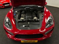USED 2012 62 PORSCHE CAYENNE 4.8 GTS SUV 5dr Petrol TiptronicS 4WD Euro 5 (s/s) (420 ps) UK DELIVERY FLAT FEE &pound;175 (SUBJECT TO DEAL) *OVER 100 IMAGES ON OUR WEBSITE*BESPOKE FINANCE ARRANGED*PART EXCHANGE WELCOME*ALL VEHICLES HPI CLEAR