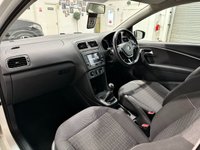 USED 2015 64 VOLKSWAGEN POLO 1.2 TSI BlueMotion Tech SE Hatchback 3dr Petrol Manual Euro 6 (s/s) (90 ps) 