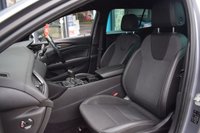 USED 2018 18 VAUXHALL INSIGNIA 2.0 Turbo D BlueInjection SRi VX Line Nav Sports Tourer 5dr Diesel Manual Euro 6 (s/s) (170 ps) DIESEL ESTATE CAR CLEAN AND TIDY