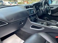 USED 2017 67 JAGUAR F-PACE 2.0 D180 R-Sport SUV 5dr Diesel Auto AWD Euro 6 (s/s) (180 ps) 