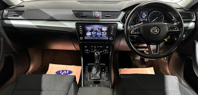 View our SKODA SUPERB