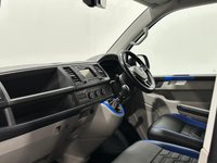 USED 2018 68 VOLKSWAGEN TRANSPORTER 2.0 TDI T28 BlueMotion Tech Highline 6 Seater Window Van 5dr Diesel Manual FWD SWB Euro 6 (s/s) (150 ps) 6 Seater, 6 Speed, 150 BHP, Airconditioning , Full Leather