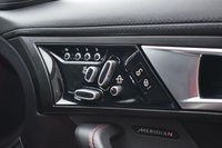 USED 2014 14 JAGUAR F-TYPE 3.0 V6 S Coupe 2dr Petrol Auto Euro 5 (s/s) (380 ps) CARBON ALLOYS / MASSIVE SPEC