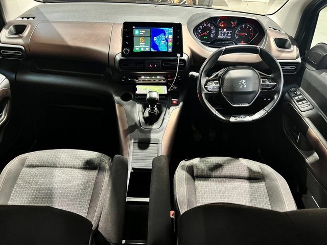 View our PEUGEOT RIFTER