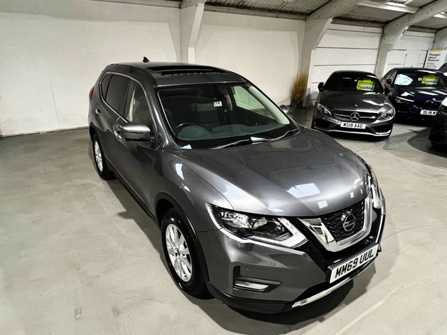 View our NISSAN X-TRAIL