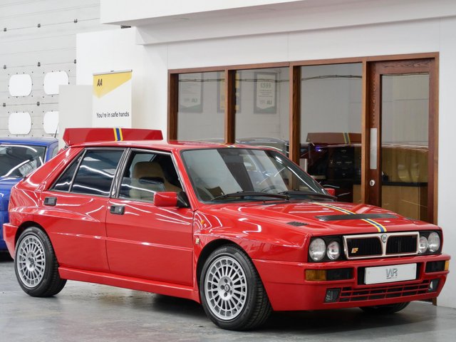 View our LANCIA DELTA