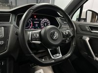 USED 2017 17 VOLKSWAGEN TIGUAN 2.0 TDI BlueMotion Tech R-Line SUV 5dr Diesel DSG 4Motion Euro 6 (s/s) (150 ps) Virtual Cockpit | Carplay | 4x4