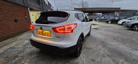USED 2015 15 NISSAN QASHQAI 1.5 dCi Tekna SUV 5dr Diesel Manual 2WD Euro 5 (s/s) (110 ps) Full Service History