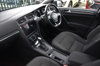 USED 2020 69 VOLKSWAGEN E-GOLF 35.8kWh e-Golf Hatchback 5dr Electric Auto (136 ps) 