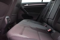 USED 2020 69 VOLKSWAGEN E-GOLF 35.8kWh e-Golf Hatchback 5dr Electric Auto (136 ps) 