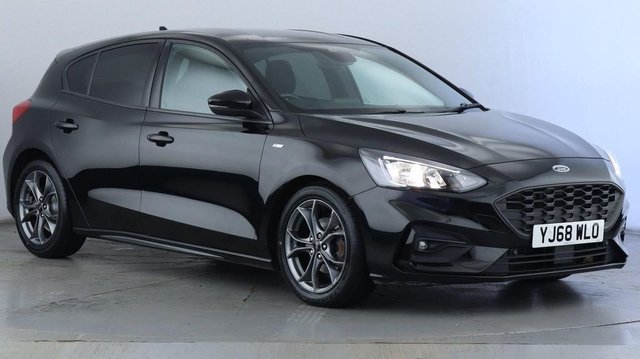 View our Ford Focus 1.5 EcoBlue ST-Line Hatchback 5dr Diesel Auto Euro 6 (s/s) (120 ps)