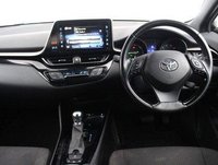 USED 2019 69 TOYOTA C-HR 1.8 VVT-h Dynamic SUV 5dr Petrol Hybrid CVT Euro 6 (s/s) (122 ps) 