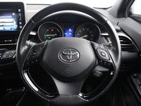 USED 2019 69 TOYOTA C-HR 1.8 VVT-h Dynamic SUV 5dr Petrol Hybrid CVT Euro 6 (s/s) (122 ps) 