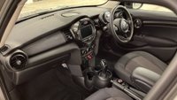 USED 2020 20 MINI HATCH 1.5 Cooper Classic Hatchback 5dr Petrol Steptronic Euro 6 (s/s) (136 ps) 